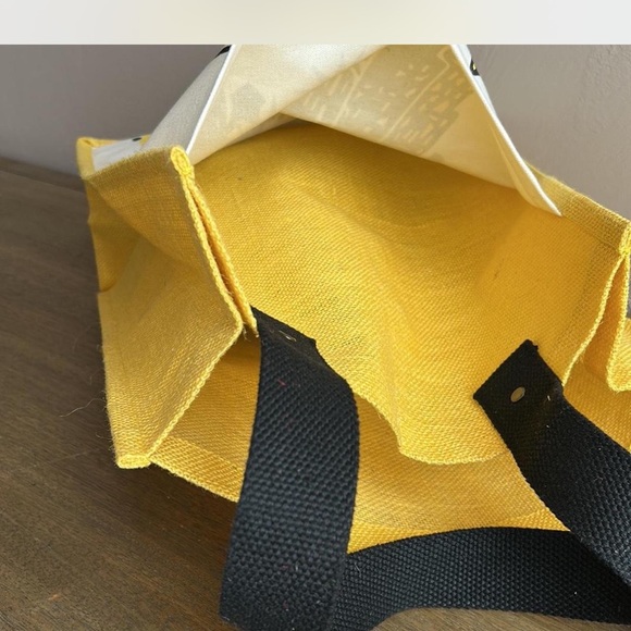 Yellow and Black NYC Slyline Jute & Canvas Tote Bag. New With Tags. Sample Bag. - Picture 4 of 8